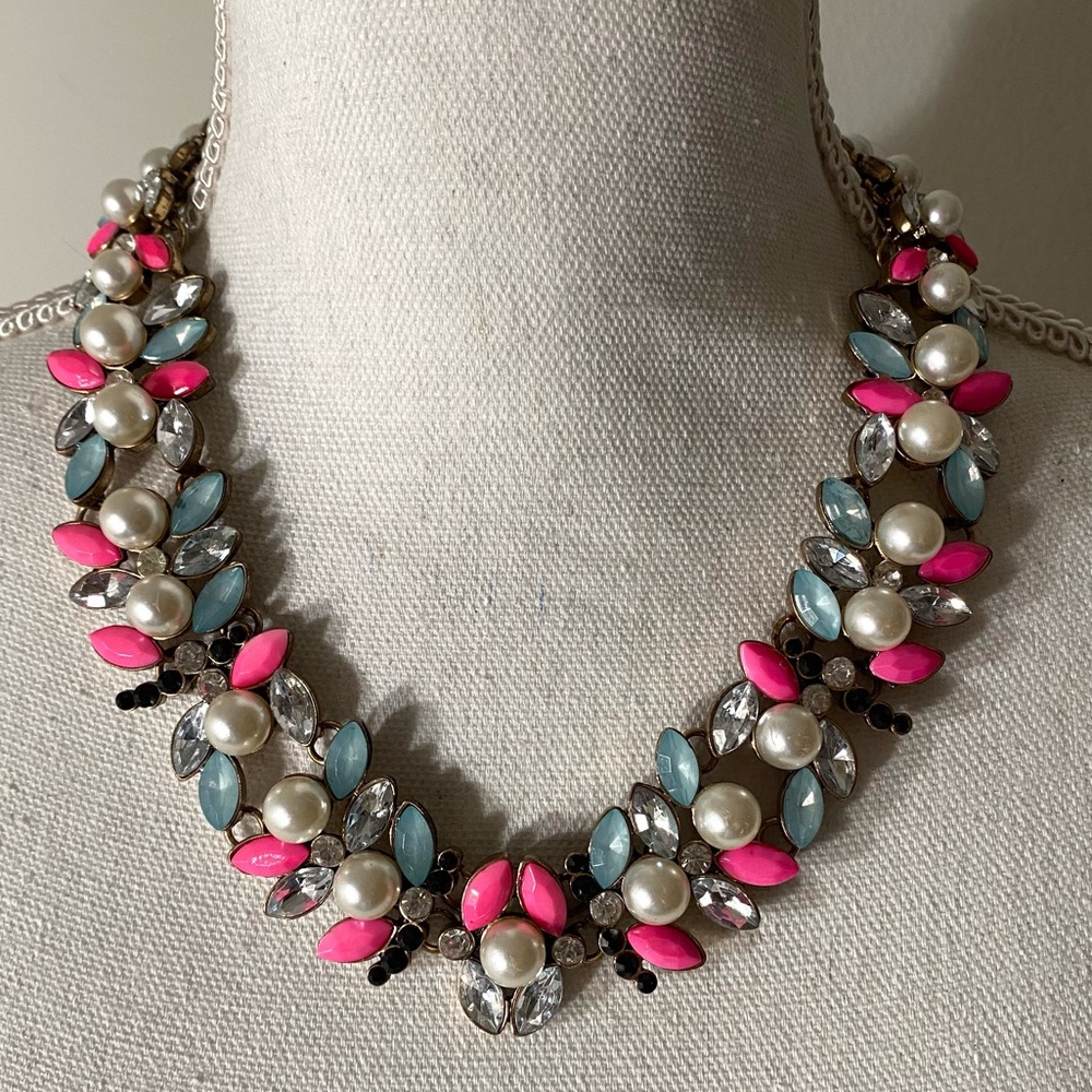 Faux‎ Pearl Pink Teal Acrylic Rhinestone Statement Necklace